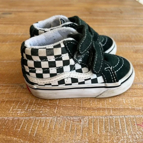 5c green checkered vans - Picture 2 of 4